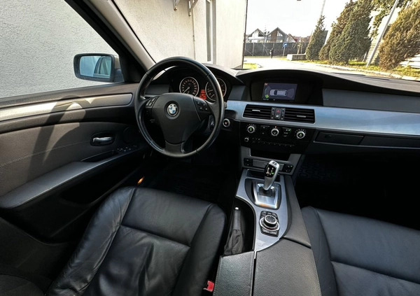 BMW Seria 5 cena 26900 przebieg: 233830, rok produkcji 2008 z Szczecin małe 781